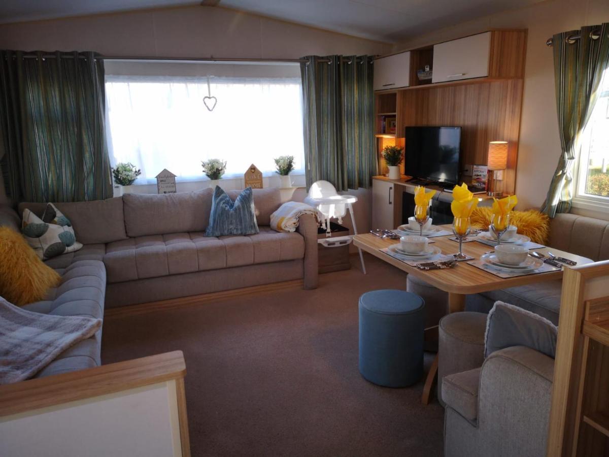ホテルHot Tub Hols 61 Kingfisher Court タターズホール エクステリア 写真