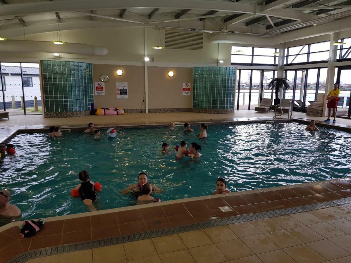ホテルHot Tub Hols 61 Kingfisher Court タターズホール エクステリア 写真